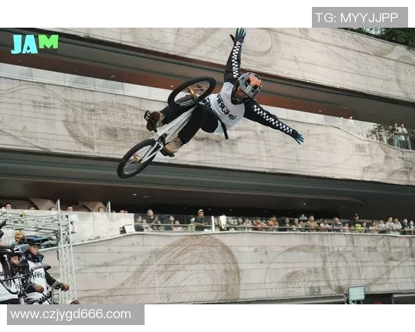 深圳极限运动队引领运动潮流揭秘最新极限运动战术TOP10 深圳极限运动队引领运动潮流揭秘最新极限运动战术TOP10