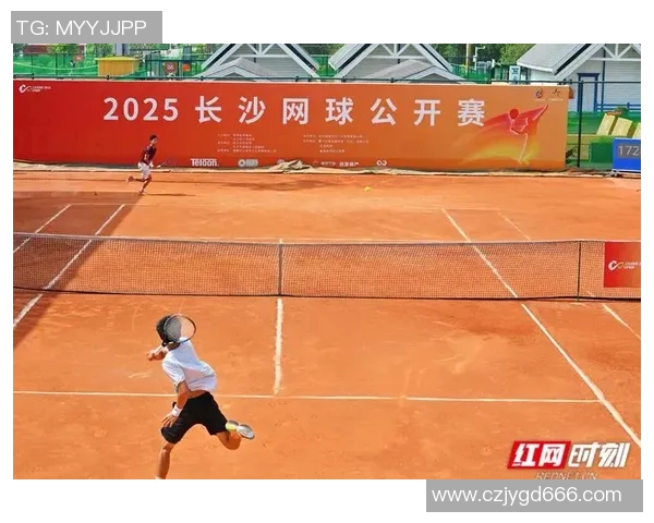 运动数据南京网球队引领最新网球技术十大趋势助力运动员全面提升竞技水平